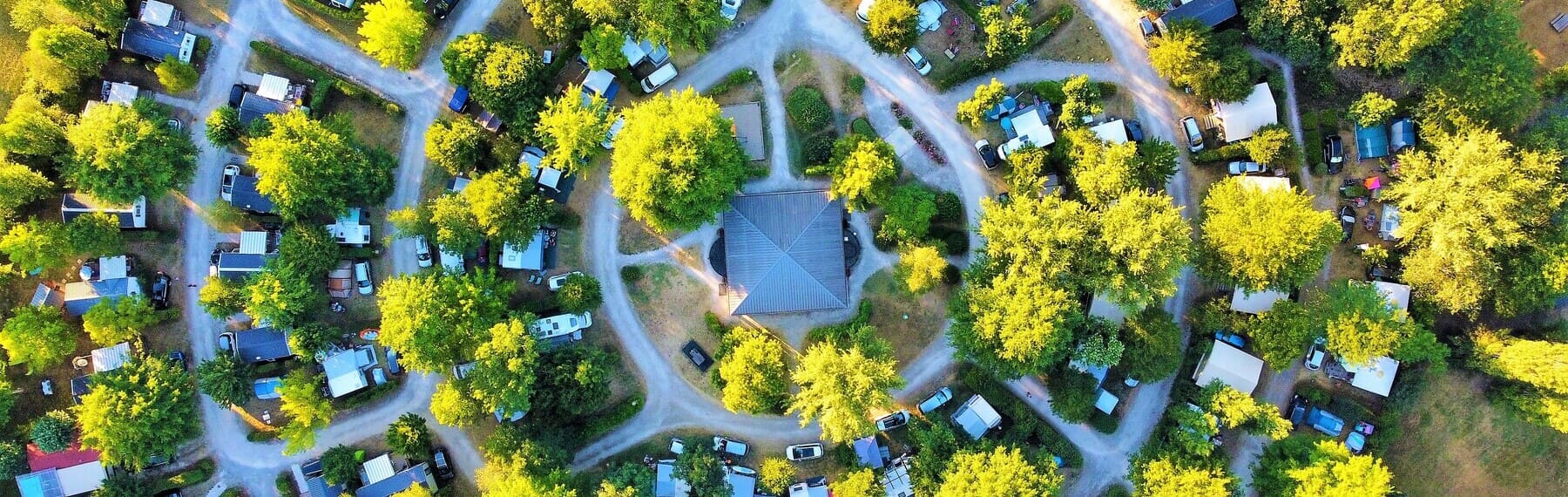 Vue par Drone du Camping du Lac
