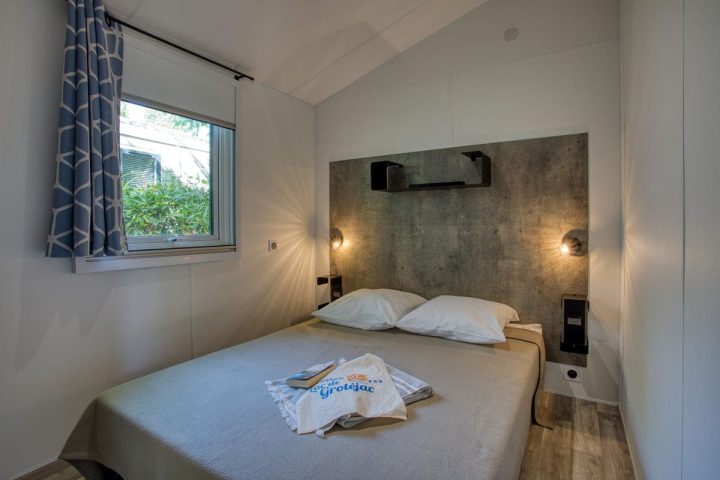 Photo chambre parents dans location Sarlat