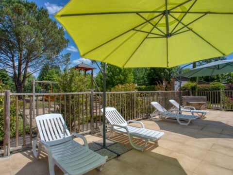 Transats pour se reposer au camping familial 3 étoiles