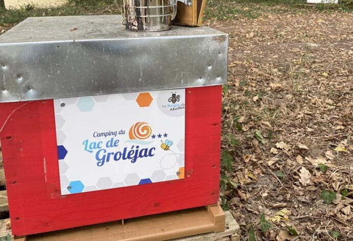 Ruche au Camping du Lac de Grolejac