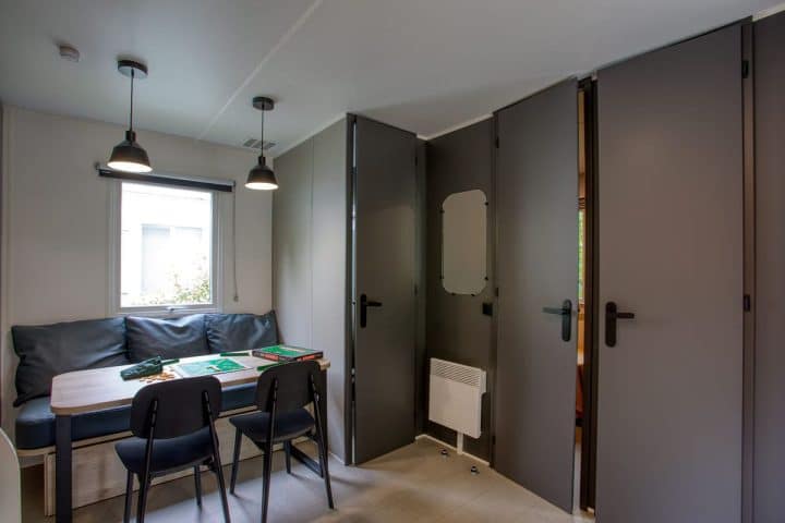 Salon du mobil-home Tribu en Perigord Noir