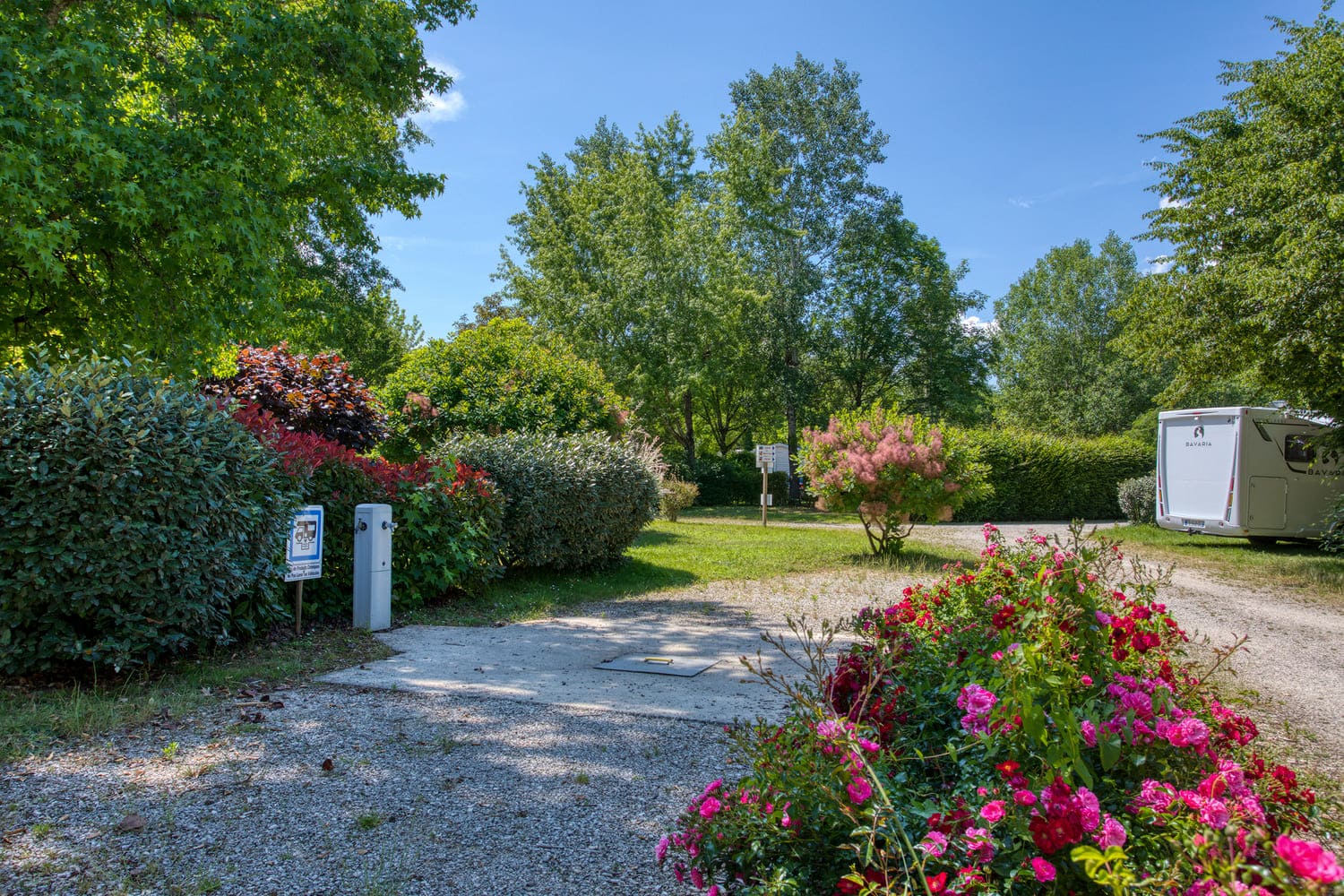Camping-Car-Aire-Vidange-Camping-Dordogne
