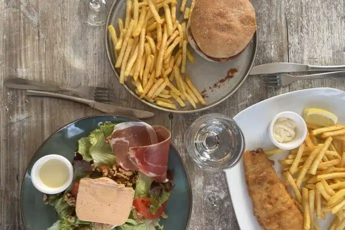 Plats au Restaurant du camping du Lac de Grolejac en Dordogne
